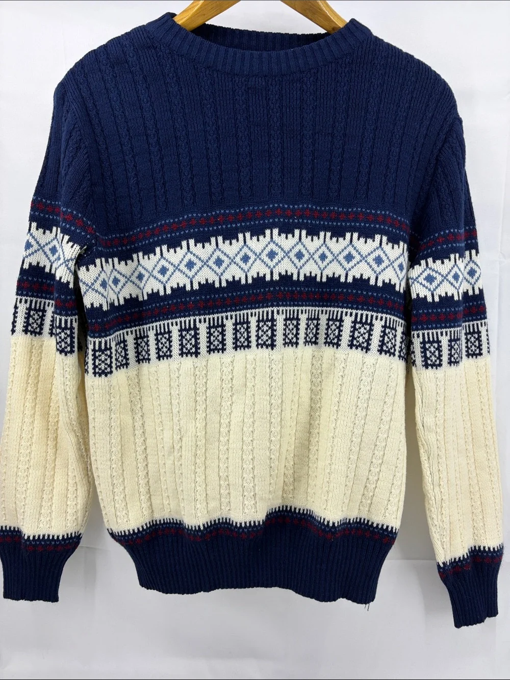 Vintage KP Collection Mens Cream & Navy Cable Knit Ski Sweater, est M